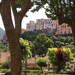 Lo Straniero Bed & Breakfast 3*