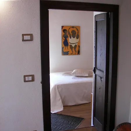 Lo Straniero 3* Rivello