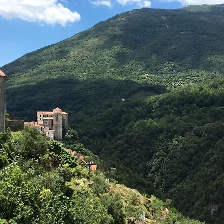 Lo Straniero Nocleg ze śniadaniem Rivello