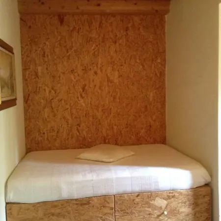 Lo Straniero Nocleg ze śniadaniem Rivello