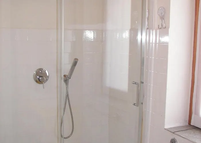 Lo Straniero Frühstückspension 3*