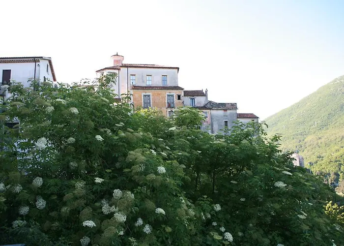 Lo Straniero Rivello